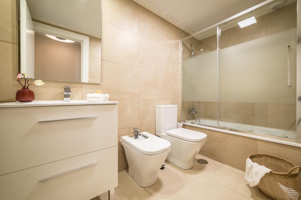 La Serna Premium Center Málaga Zimmer foto